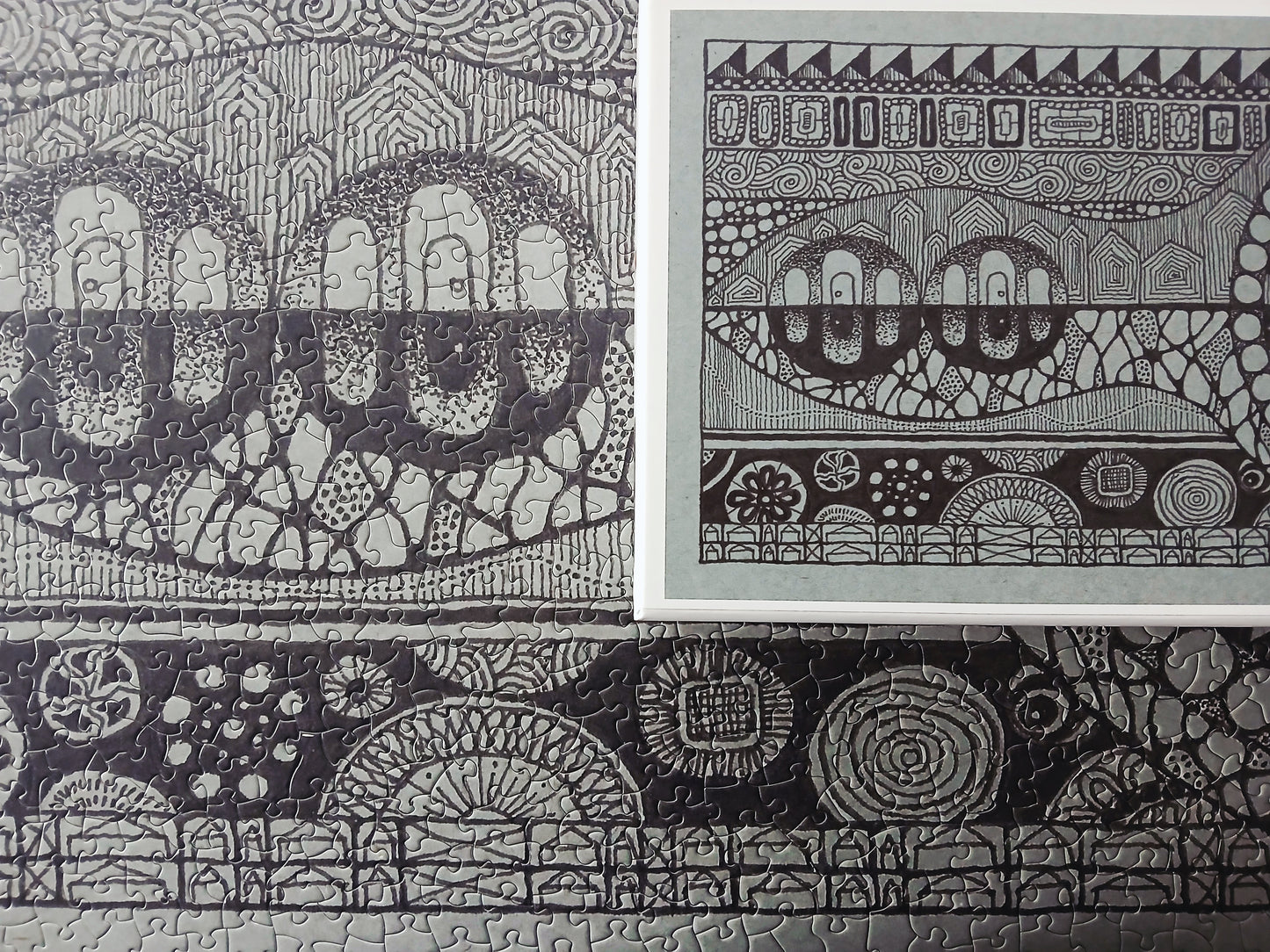 Abstract 1 - 1000 piece jigsaw puzzle